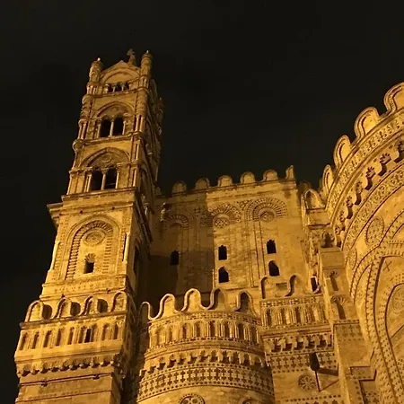 Ai Carrettieri Della Cattedrale Palermo